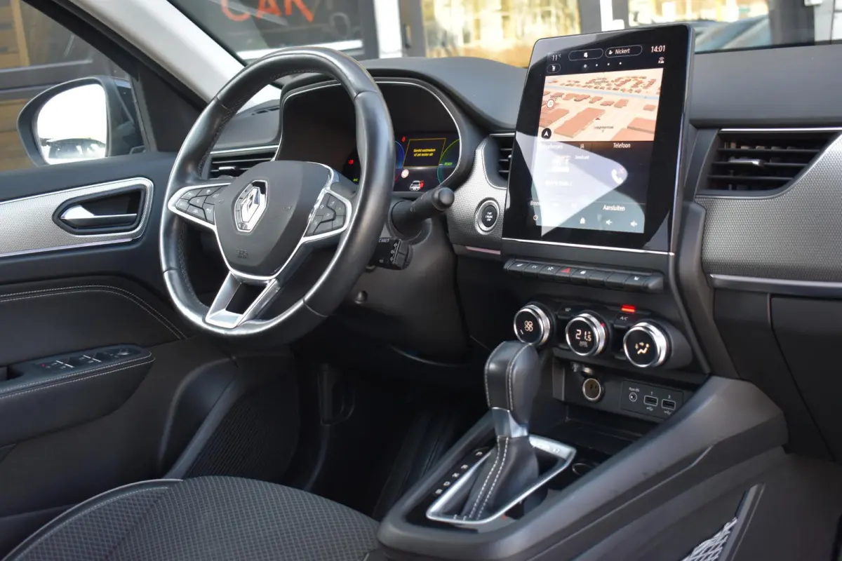 1.6 E-Tech Hybrid 145 Intens Lane Stuurvw Camera Keyless Bose