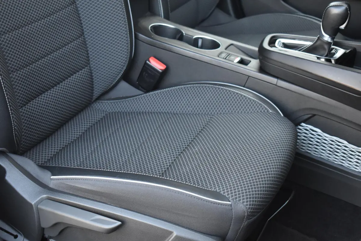 1.6 E-Tech Hybrid 145 Intens Lane Stuurvw Camera Keyless Bose