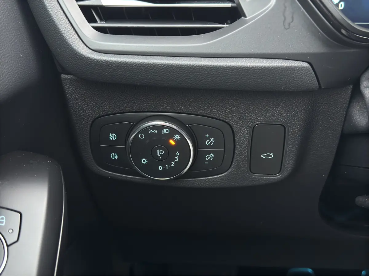 1.0 Hybrid ST Line X | Pano | Winter Pack | Adap. Cruise | Navigatie | Carplay