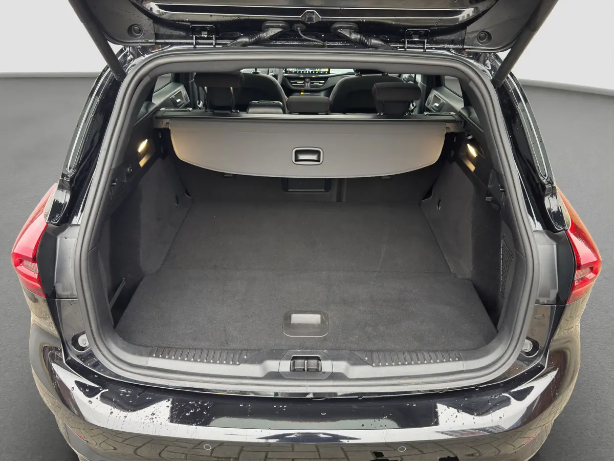 1.0 Hybrid ST Line X | Pano | Winter Pack | Adap. Cruise | Navigatie | Carplay