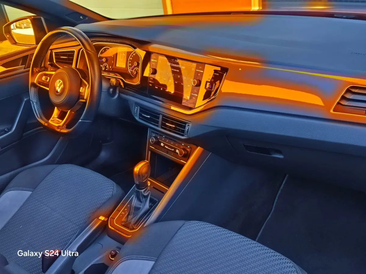 1.0 TSI R Line / NAP / Aut / Acc / Navi / Open Panoramadak / Ecc / Elek Pakket / Led Koplampen