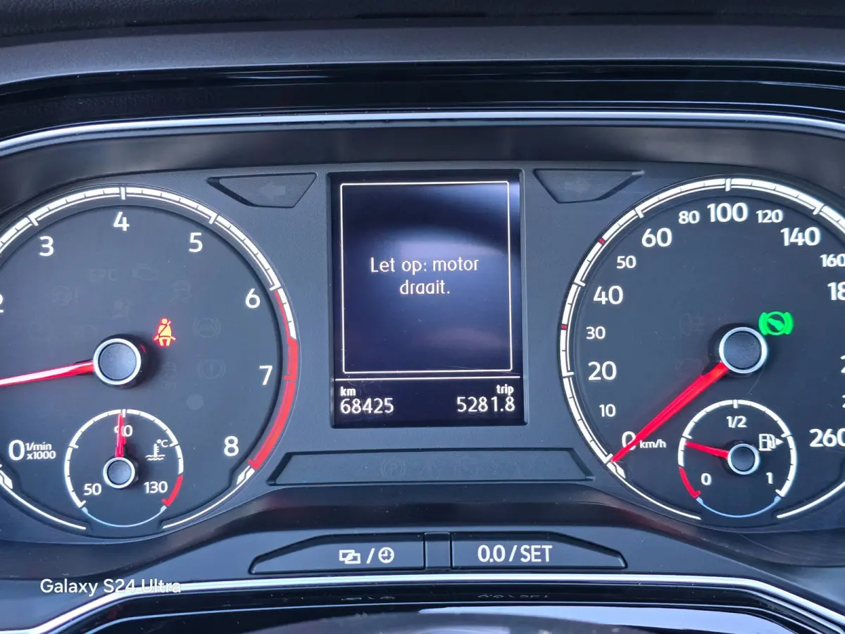 1.0 TSI R Line / NAP / Aut / Acc / Navi / Open Panoramadak / Ecc / Elek Pakket / Led Koplampen