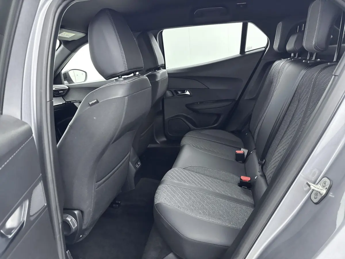SUV Hybrid 145pk Automaat Allure |  Camera voor en Achter | Draadloos Apple Carplay/Android auto | Cruise Control Adaptief | Dodehoekbewaking | Navigatie