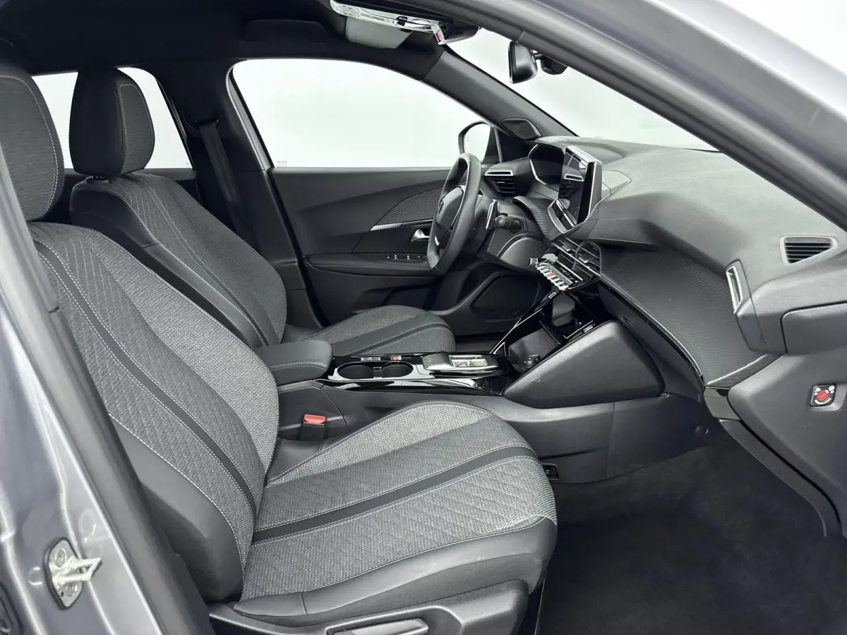 SUV Hybrid 145pk Automaat Allure |  Camera voor en Achter | Draadloos Apple Carplay/Android auto | Cruise Control Adaptief | Dodehoekbewaking | Navigatie