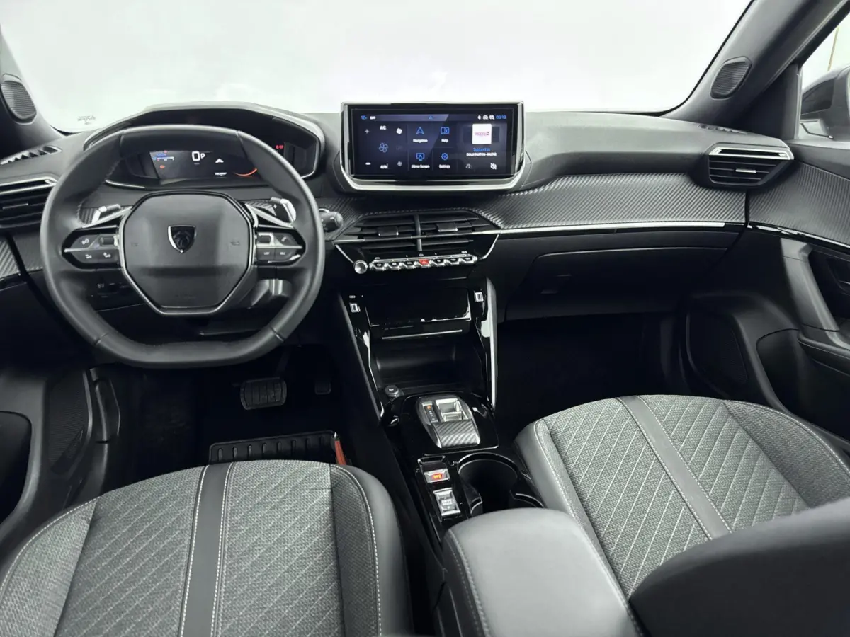 SUV Hybrid 145pk Automaat Allure |  Camera voor en Achter | Draadloos Apple Carplay/Android auto | Cruise Control Adaptief | Dodehoekbewaking | Navigatie
