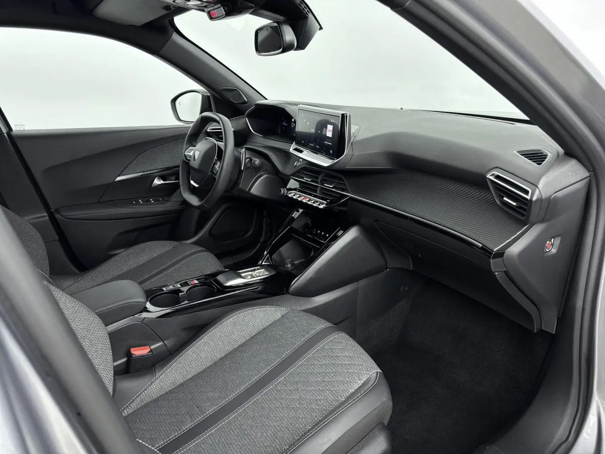 SUV Hybrid 145pk Automaat Allure |  Camera voor en Achter | Draadloos Apple Carplay/Android auto | Cruise Control Adaptief | Dodehoekbewaking | Navigatie
