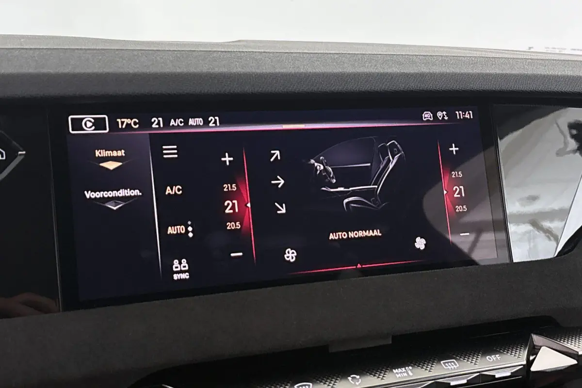 E-Tense Performance Line Navigatie Apple CarPlay Achteruitrijcamera