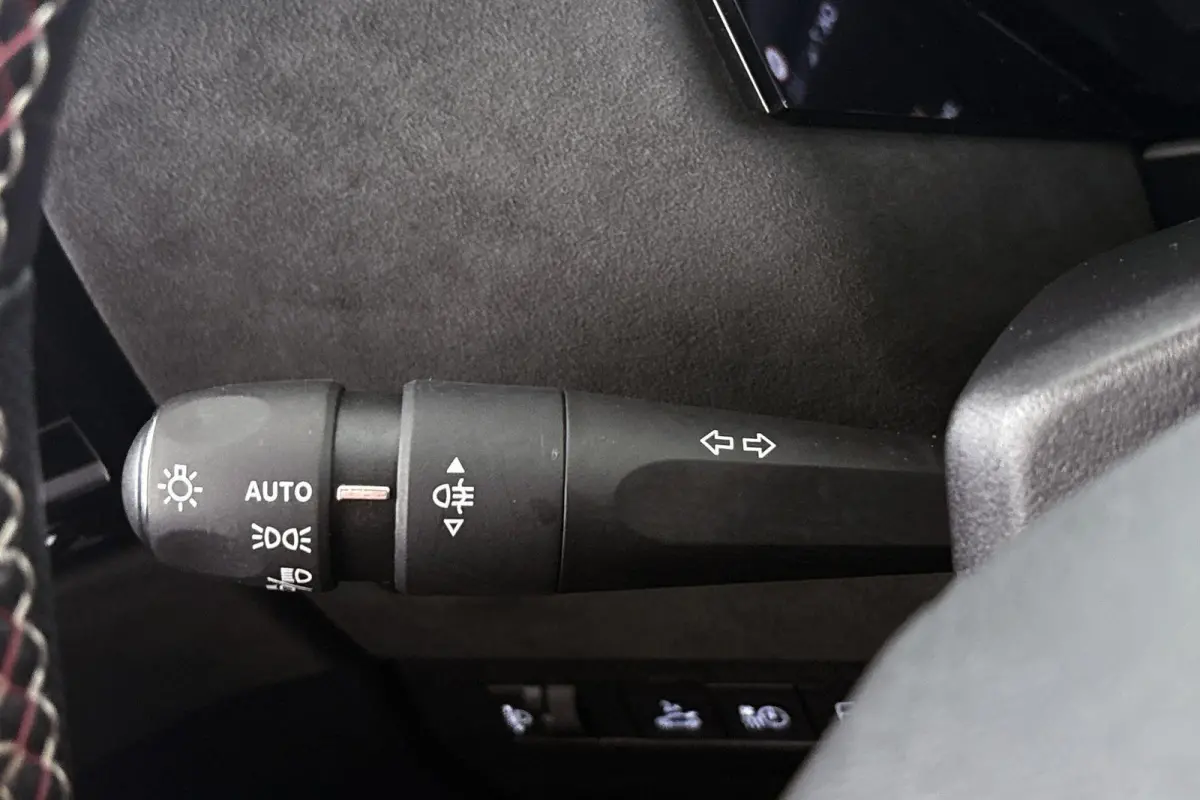 E-Tense Performance Line Navigatie Apple CarPlay Achteruitrijcamera