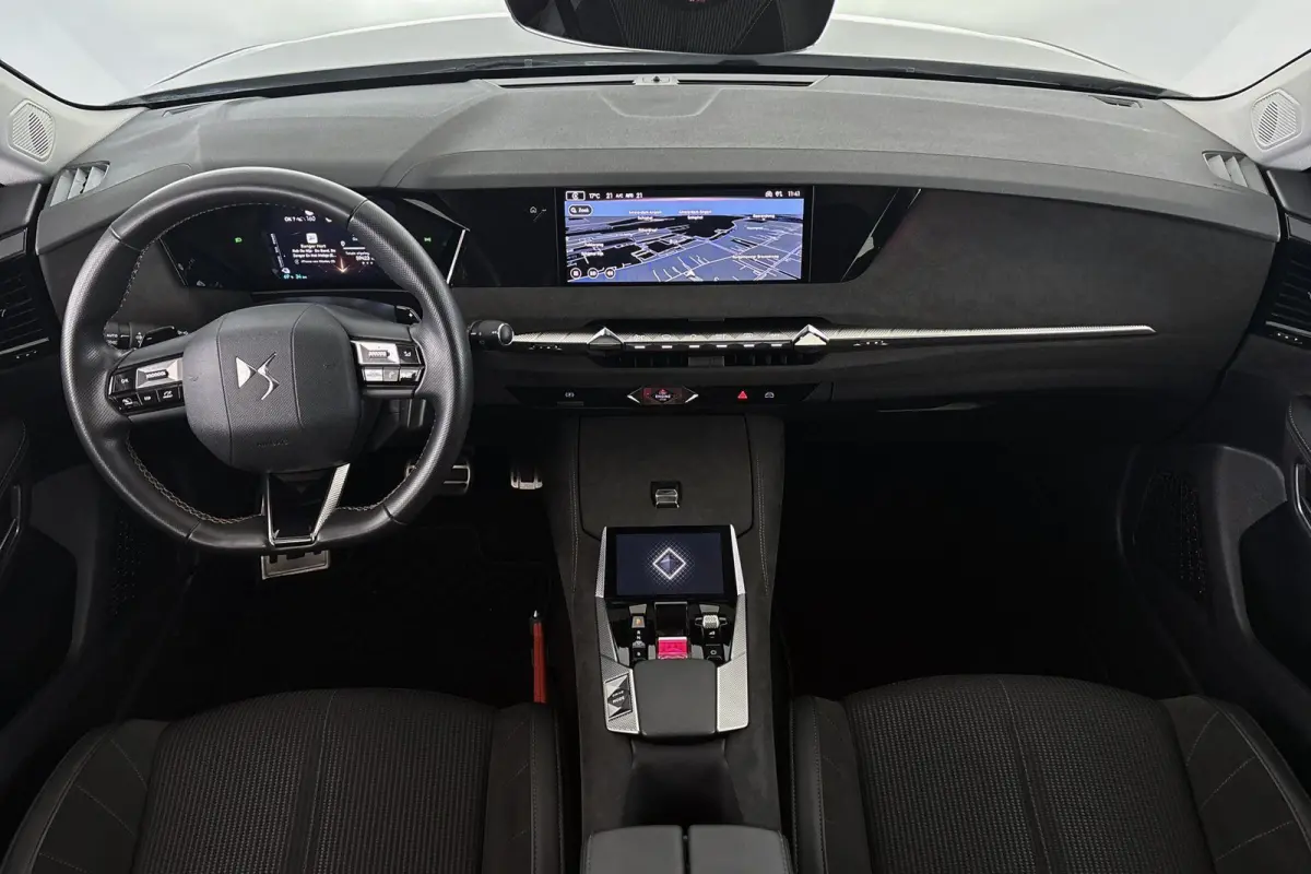 E-Tense Performance Line Navigatie Apple CarPlay Achteruitrijcamera
