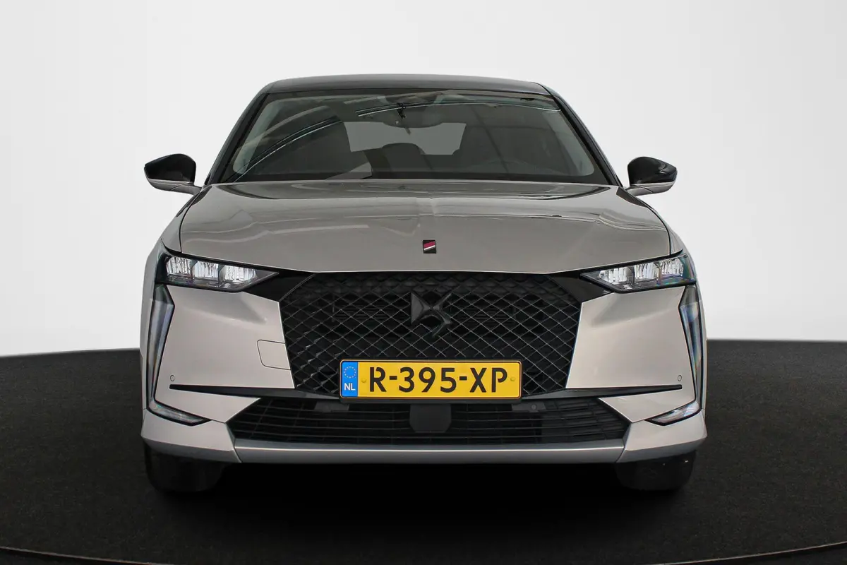 E-Tense Performance Line Navigatie Apple CarPlay Achteruitrijcamera