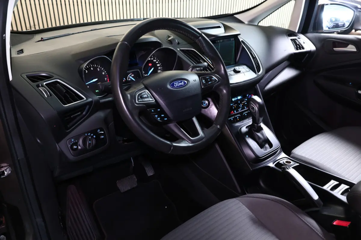 1.5 Titanium AUTOMAAT NAVI STOELVW KEYLS PDC CRUISE BT '17
