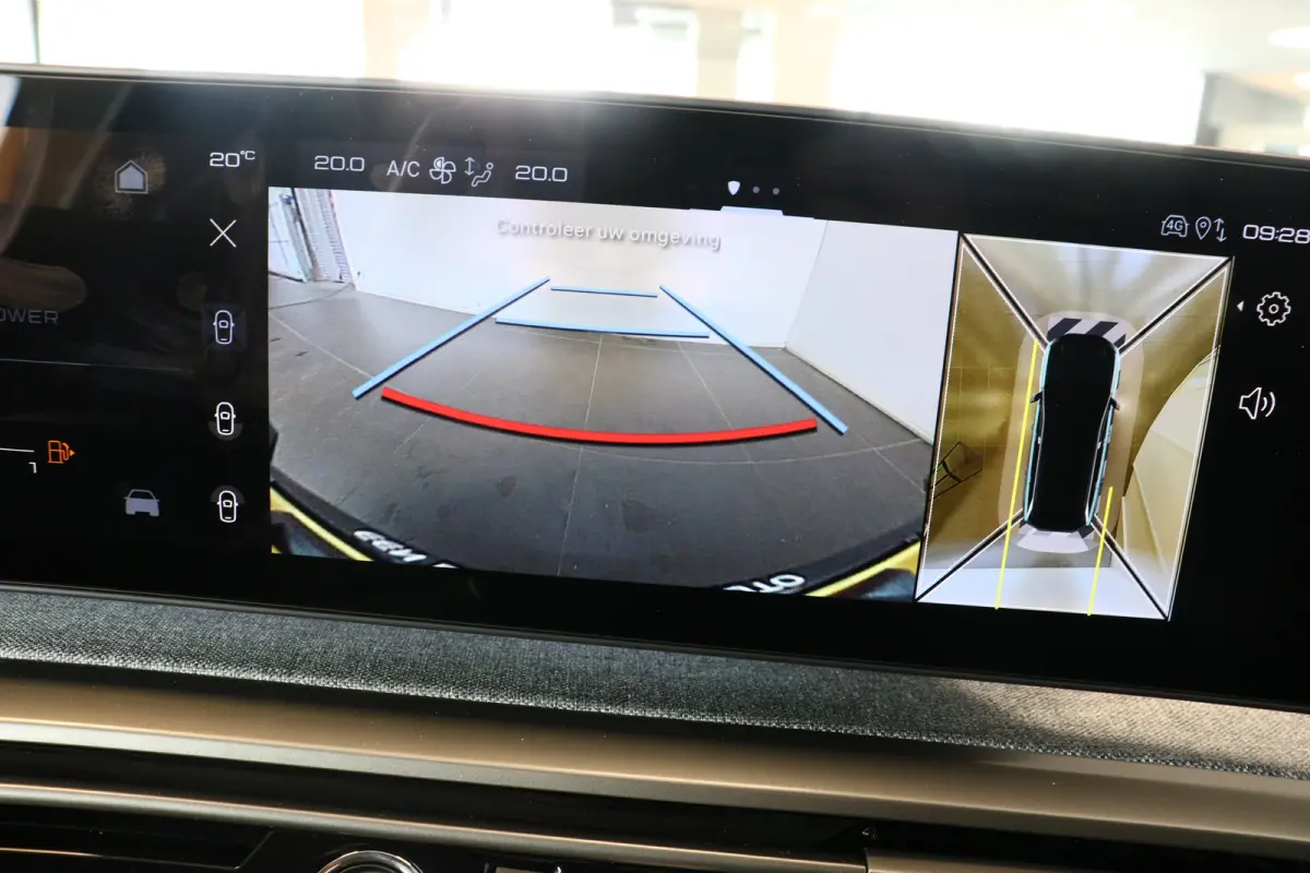 1.2 Hybrid 136 GT | Achterbank in delen neerklapbaar | Achterbank verstelbaar | Achteruitrijcamera 360 Camera | Full LED koplampen | 19 inch lichtmetalen velgen