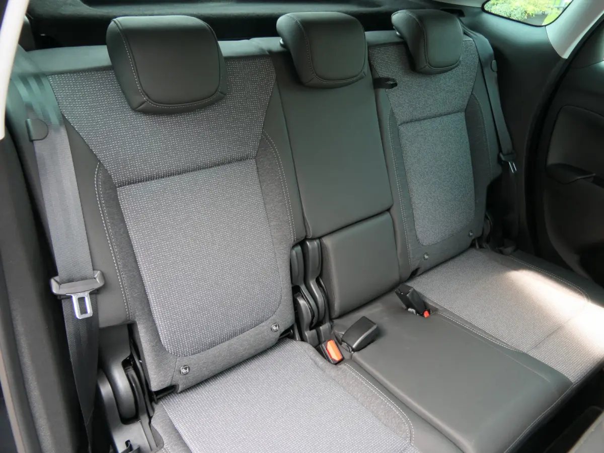 1.2 Turbo Elegance | Automaat | Bluetooth | LMV 16''