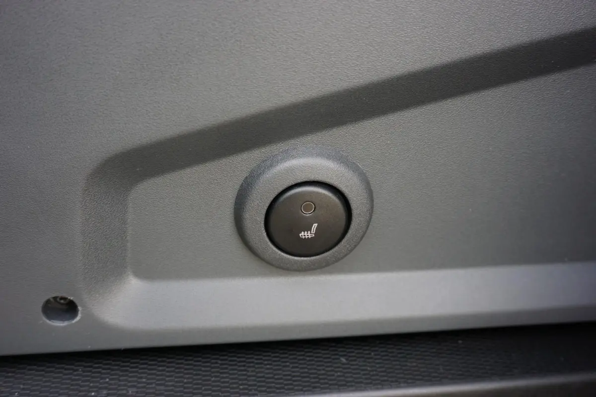 2.2 BlueHDi 140 S&S L3H2 3.5t |Standkachel |Camera |Cruise |Navi |Betimmering |Stoelverwarming |Bluetooth media en telefonie |1e eigenaar |Topstaat |Lage km-stand