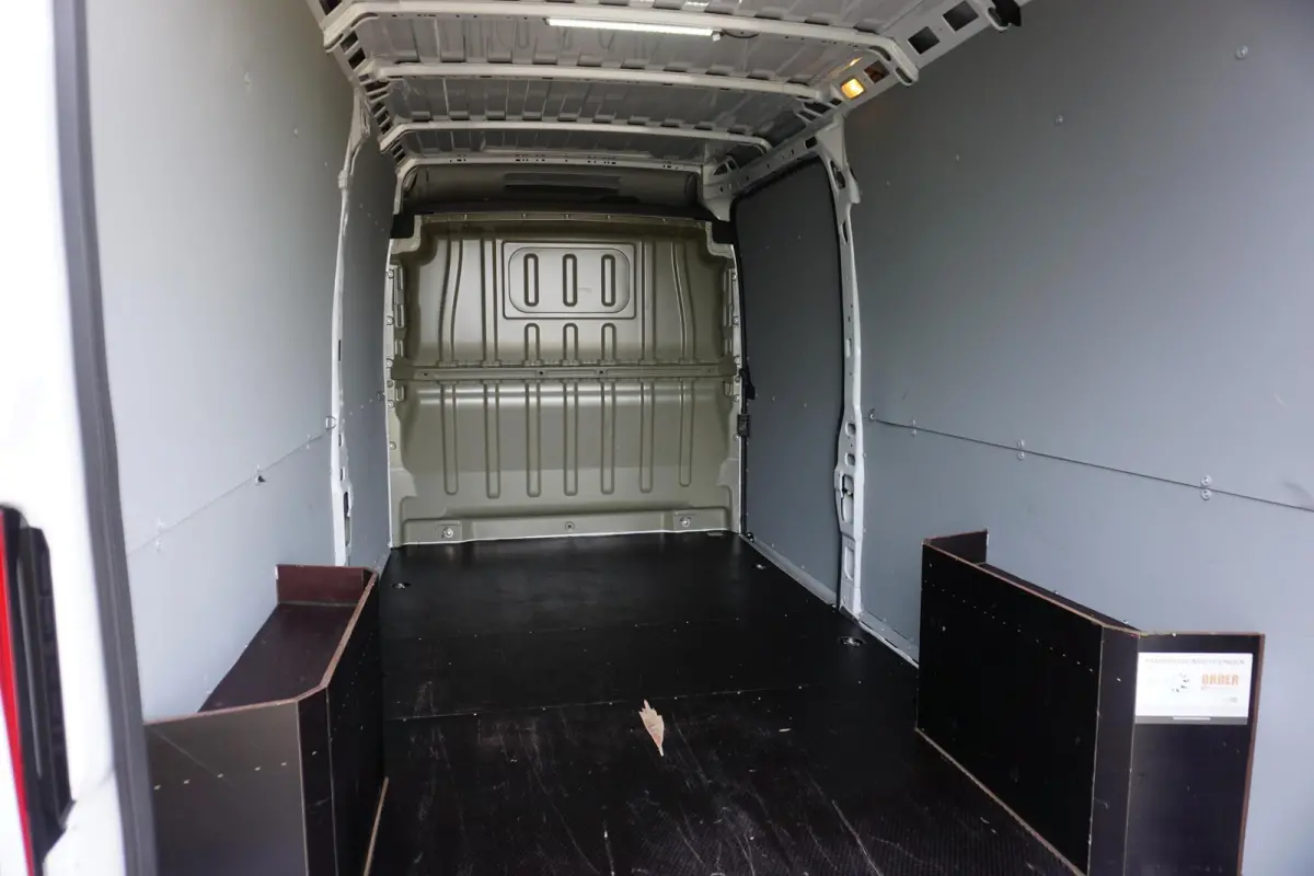2.2 BlueHDi 140 S&S L3H2 3.5t |Standkachel |Camera |Cruise |Navi |Betimmering |Stoelverwarming |Bluetooth media en telefonie |1e eigenaar |Topstaat |Lage km-stand