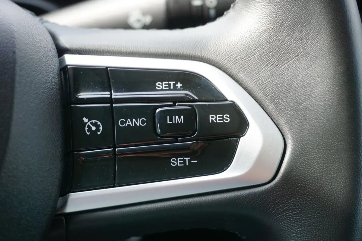 2.2 BlueHDi 140 S&S L3H2 3.5t |Standkachel |Camera |Cruise |Navi |Betimmering |Stoelverwarming |Bluetooth media en telefonie |1e eigenaar |Topstaat |Lage km-stand