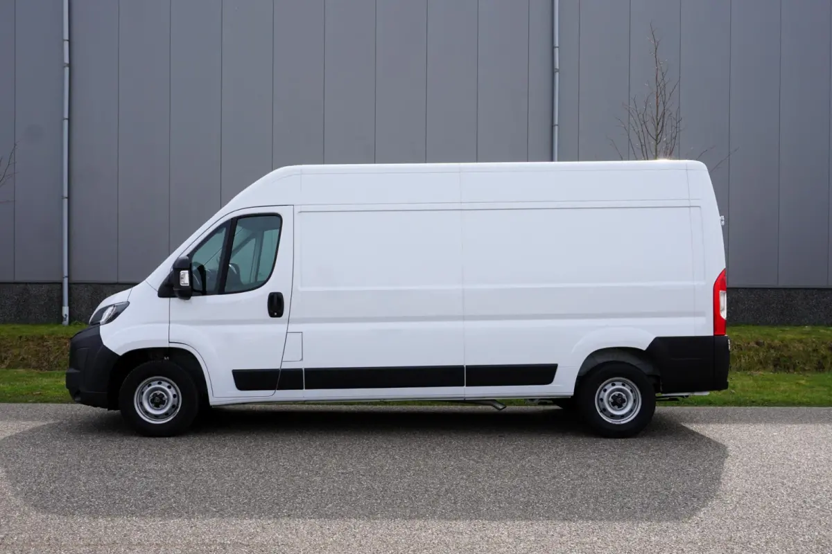 2.2 BlueHDi 140 S&S L3H2 3.5t |Standkachel |Camera |Cruise |Navi |Betimmering |Stoelverwarming |Bluetooth media en telefonie |1e eigenaar |Topstaat |Lage km-stand