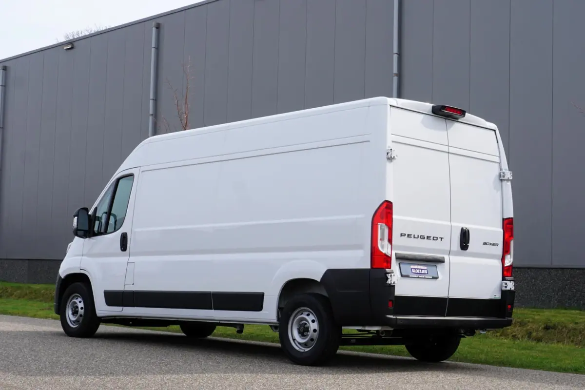 2.2 BlueHDi 140 S&S L3H2 3.5t |Standkachel |Camera |Cruise |Navi |Betimmering |Stoelverwarming |Bluetooth media en telefonie |1e eigenaar |Topstaat |Lage km-stand