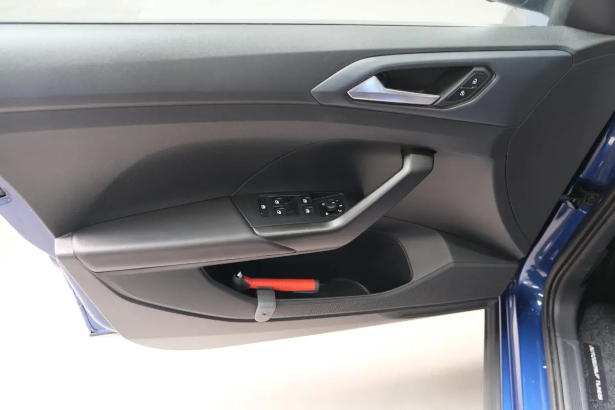 1.0 TSI Life - N.A.P. Airco, Cruise, Carplay, Camera, PDC.