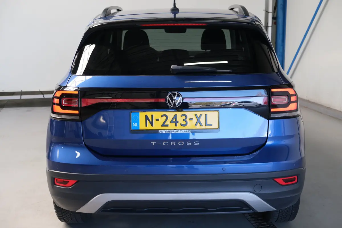 1.0 TSI Life - N.A.P. Airco, Cruise, Carplay, Camera, PDC.