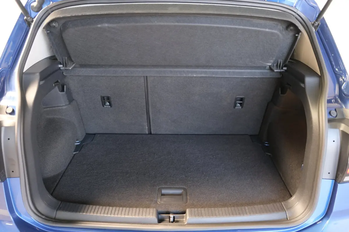1.0 TSI Life - N.A.P. Airco, Cruise, Carplay, Camera, PDC.