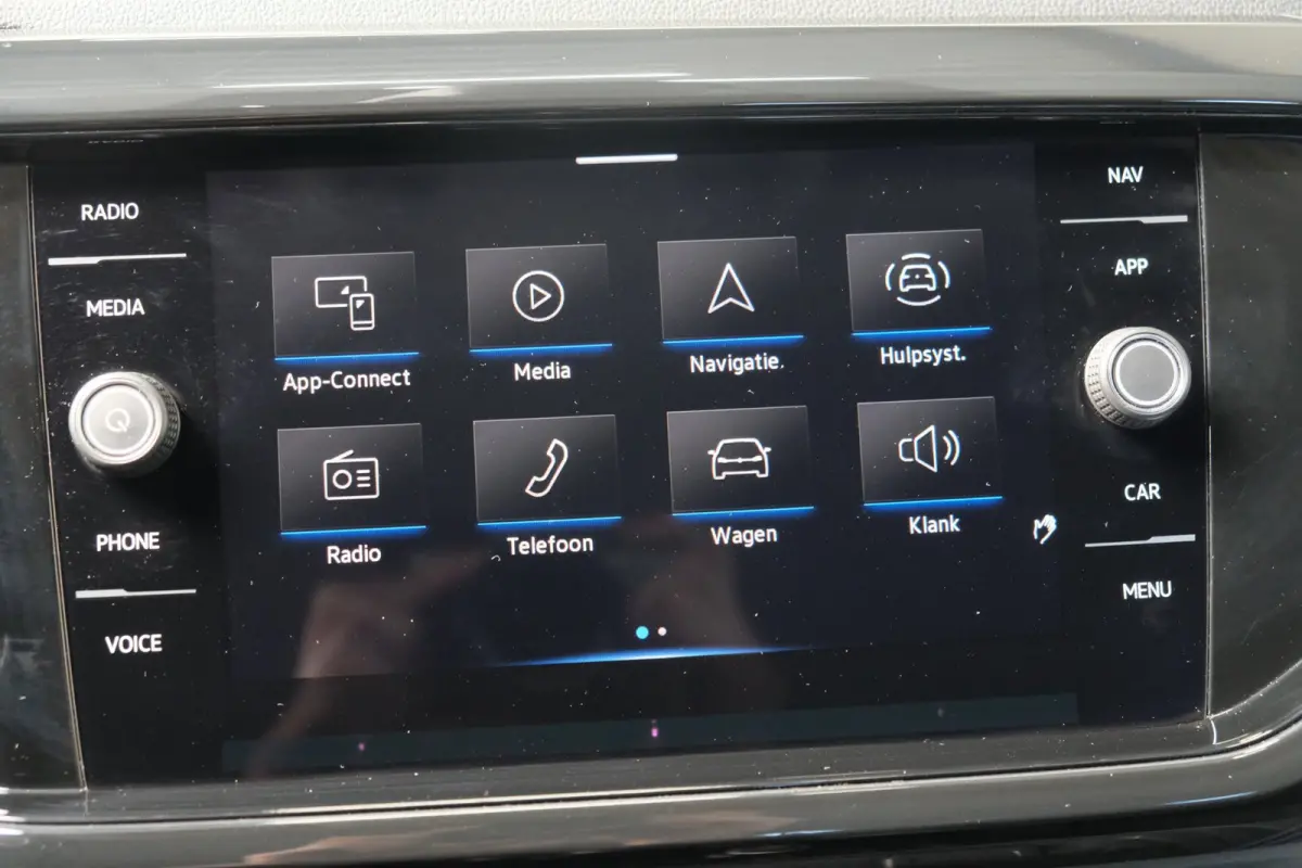 1.0 TSI Life - N.A.P. Airco, Cruise, Carplay, Camera, PDC.