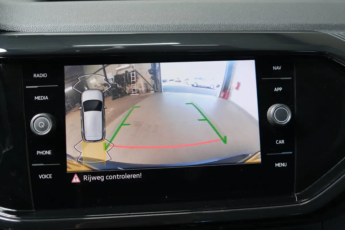 1.0 TSI Life - N.A.P. Airco, Cruise, Carplay, Camera, PDC.