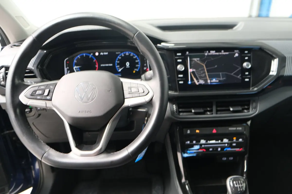 1.0 TSI Life - N.A.P. Airco, Cruise, Carplay, Camera, PDC.