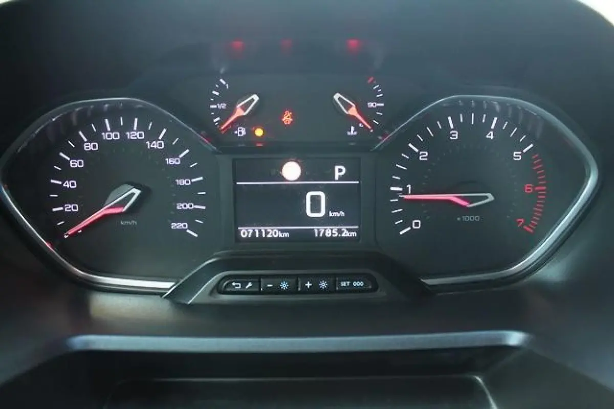 1.2 Puretech Allure | Automaat | Clima | Carplay/Android