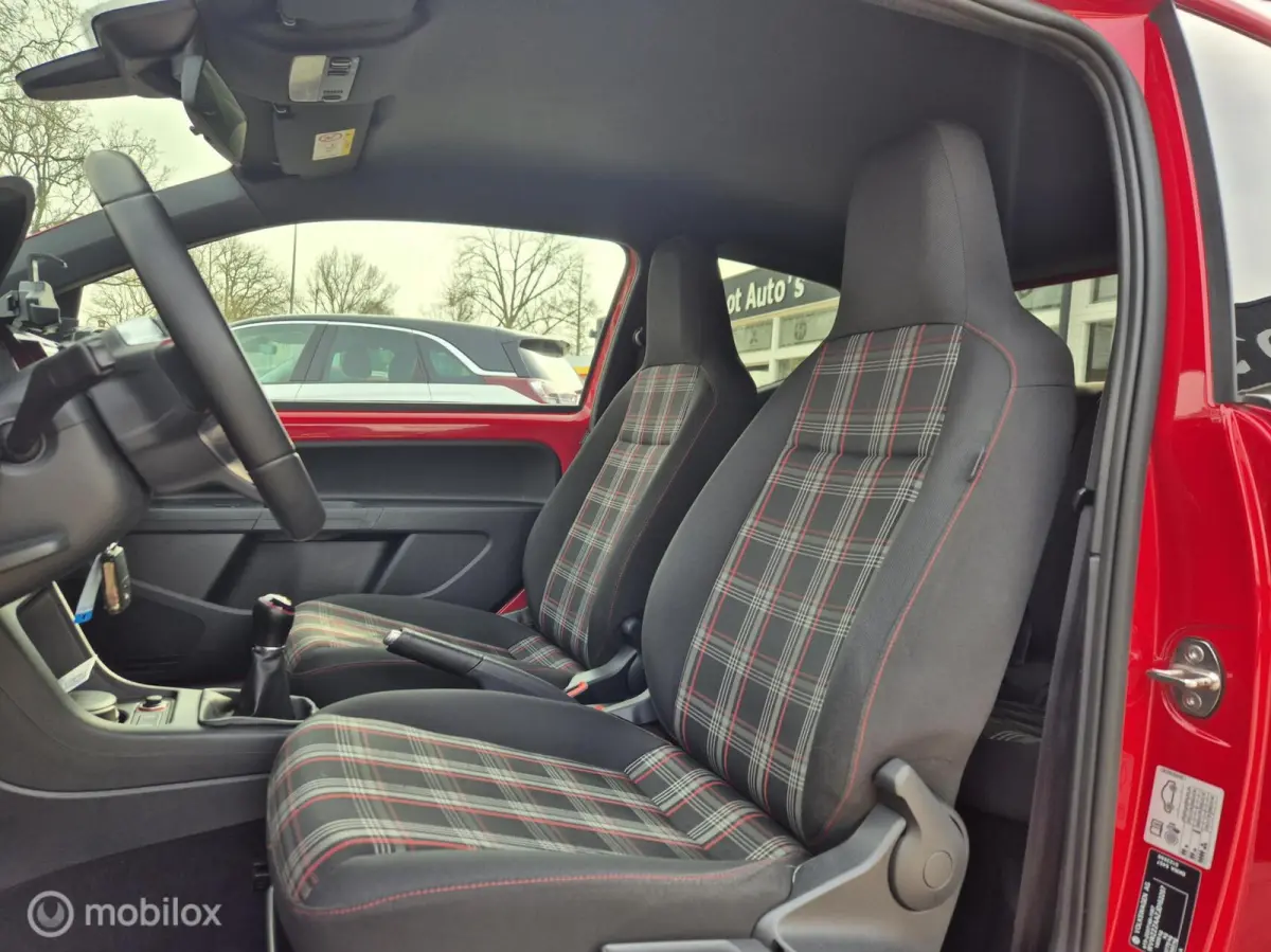 Up! 1.0 TSI GTI, Beats, Stoelverwarming, Cruise