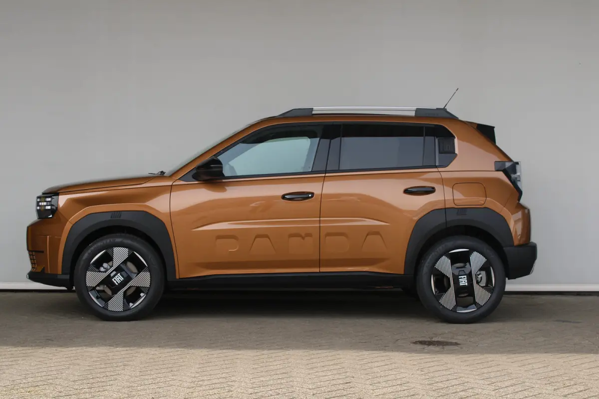 La Prima | 8 Jaar garantie | Camera | Navigatie | Stoel- & stuurverwarming | LED koplampen | Cruise control |