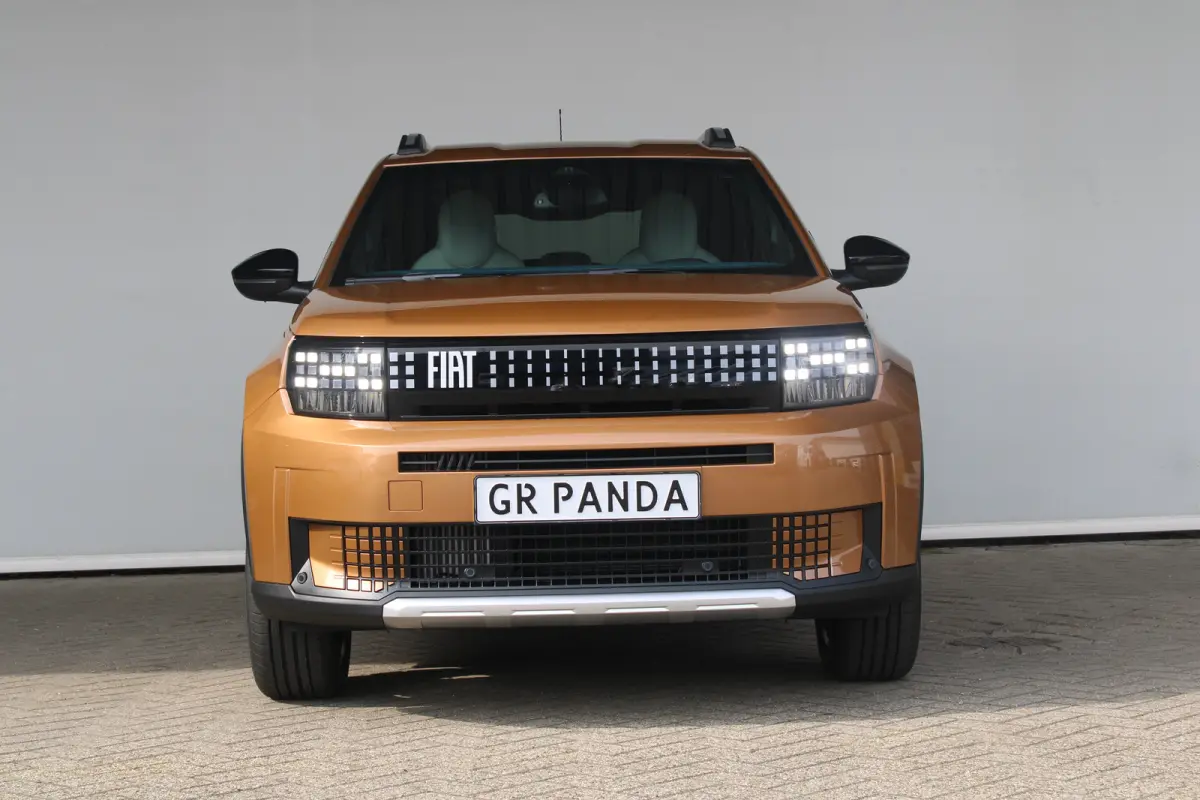 La Prima | 8 Jaar garantie | Camera | Navigatie | Stoel- & stuurverwarming | LED koplampen | Cruise control |