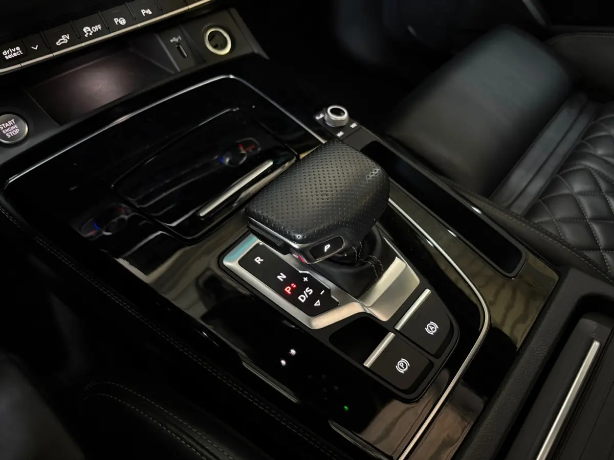 55 TFSI e 3x S-line, Pano, 3D cam, Sfeerlicht