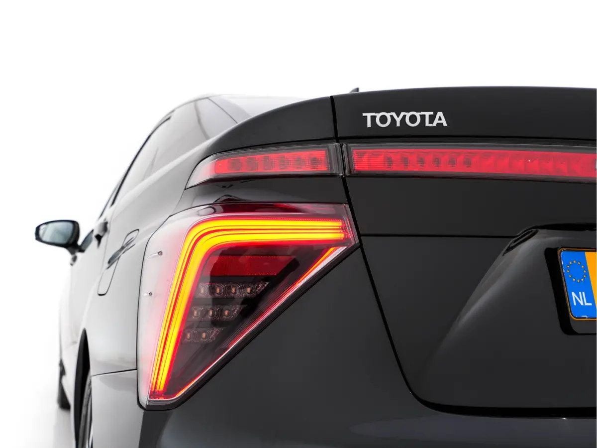 FCV Executive [ HYDROGEN ] (INCL-BTW) Aut. *LEATHER | FULL-LED | JBL-SOUND | CAMERA | KEYLESS | MEMORY-PACK | ADAPTIVE-CRUISE | BLIND-SPOT |  DAB | NAVI-FULLMAP | DIGICOCKPIT | COMFORTSEATS 