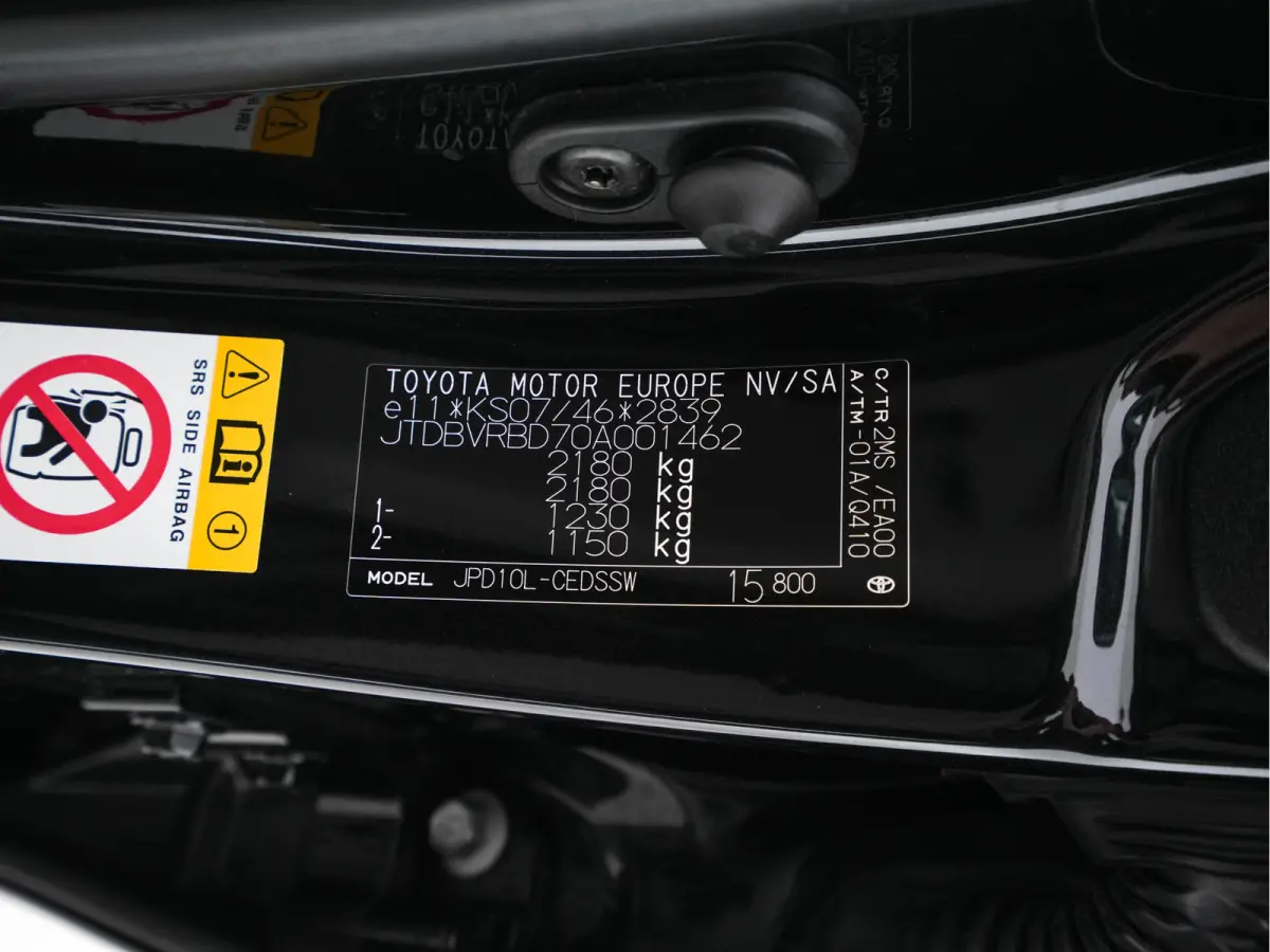 FCV Executive [ HYDROGEN ] (INCL-BTW) Aut. *LEATHER | FULL-LED | JBL-SOUND | CAMERA | KEYLESS | MEMORY-PACK | ADAPTIVE-CRUISE | BLIND-SPOT |  DAB | NAVI-FULLMAP | DIGICOCKPIT | COMFORTSEATS 