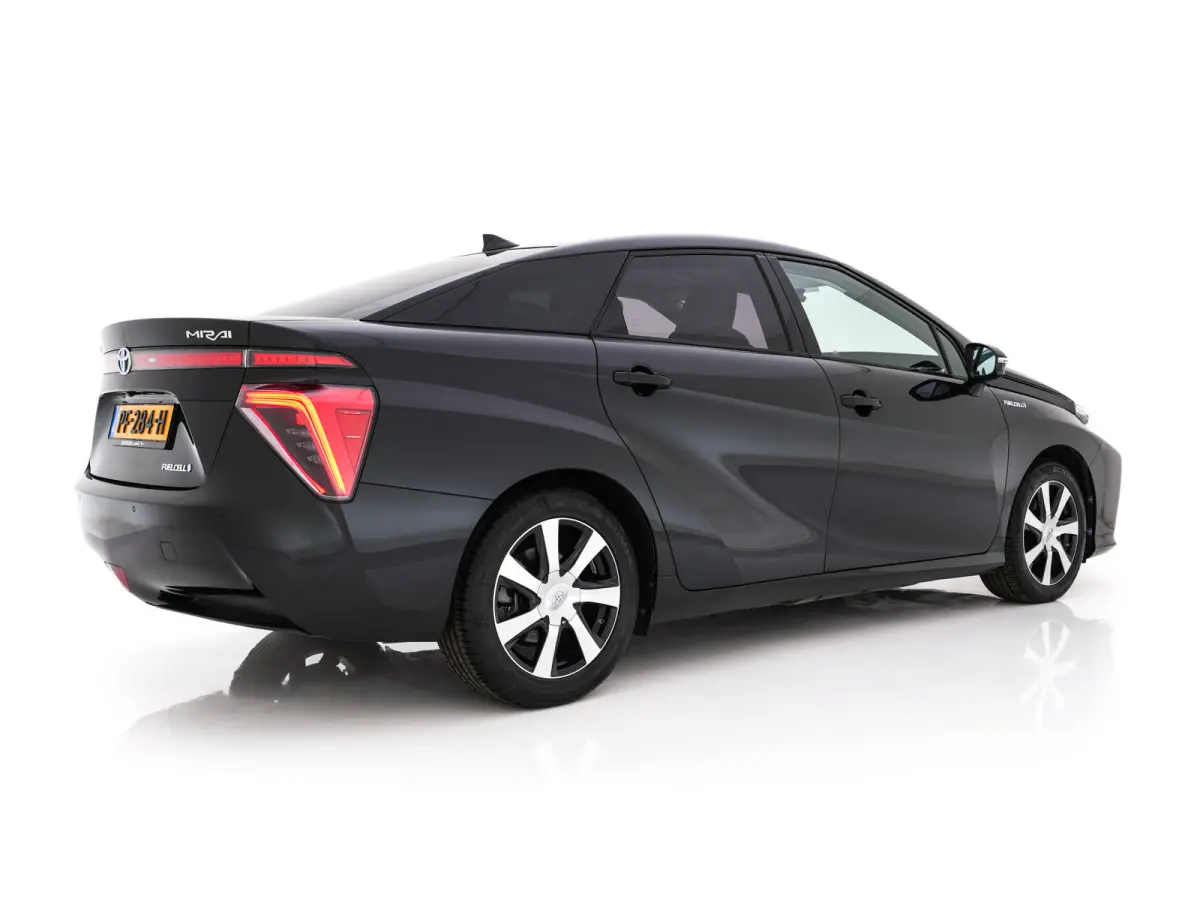 FCV Executive [ HYDROGEN ] (INCL-BTW) Aut. *LEATHER | FULL-LED | JBL-SOUND | CAMERA | KEYLESS | MEMORY-PACK | ADAPTIVE-CRUISE | BLIND-SPOT |  DAB | NAVI-FULLMAP | DIGICOCKPIT | COMFORTSEATS 