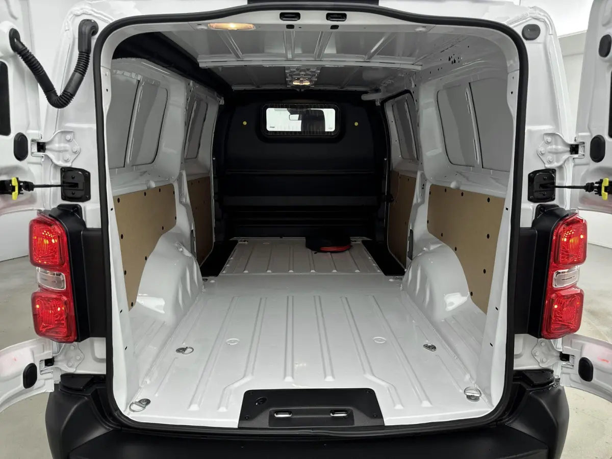 EV L3 75 kWh | DEMO deal | Camera | Navigatie | Airco | Cruise control |