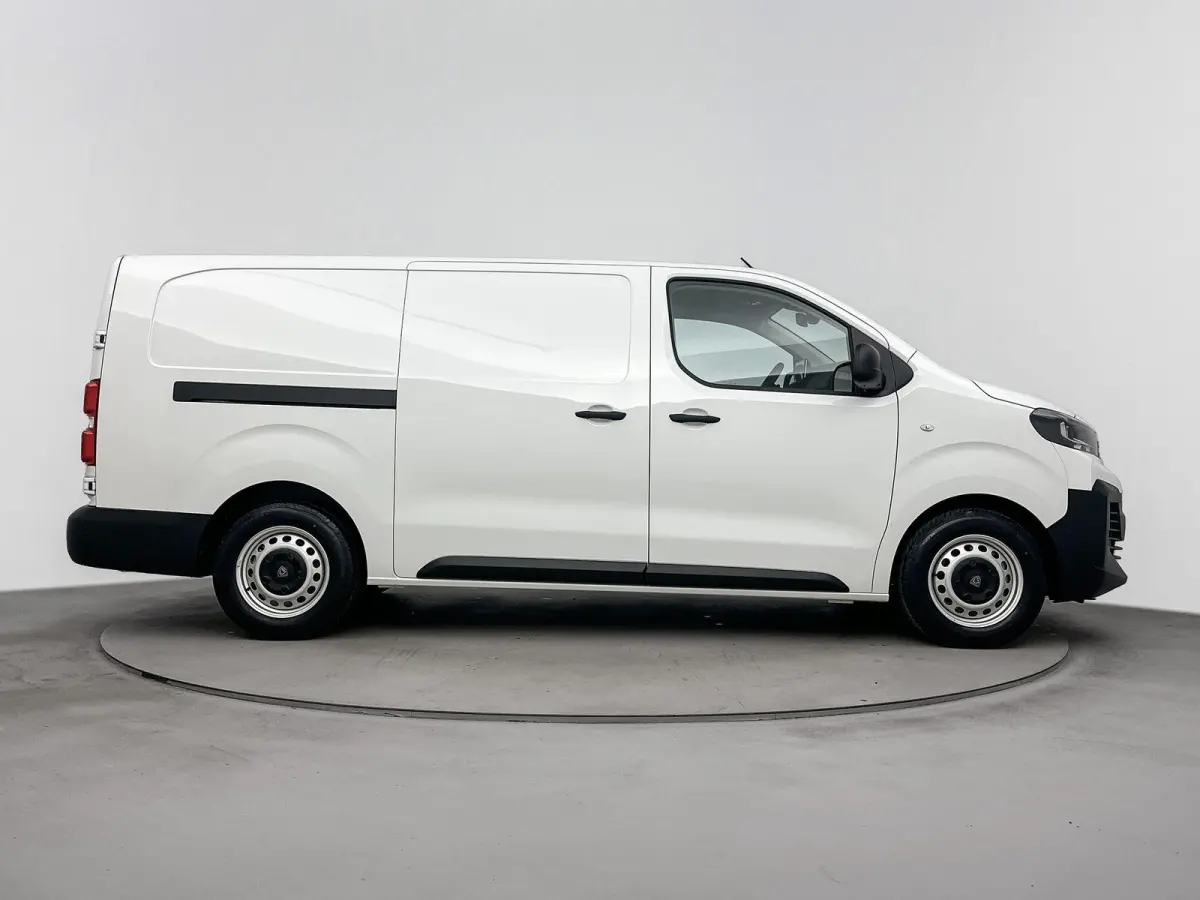 EV L3 75 kWh | DEMO deal | Camera | Navigatie | Airco | Cruise control |