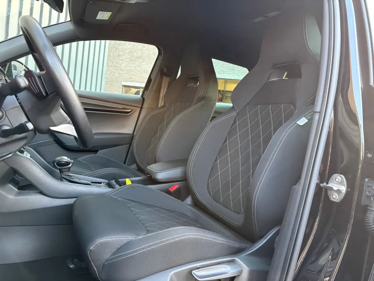 1.5 TSI ACT Sportline Business | Elk. A-klep | 19'' | Camera | Prijs Rijklaar!!