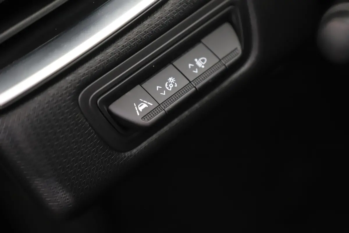 1.0 TCe 90 Equilibre 6-bak Navigatie Carplay Android Airco Cruise Control Rijstrooksensor LED