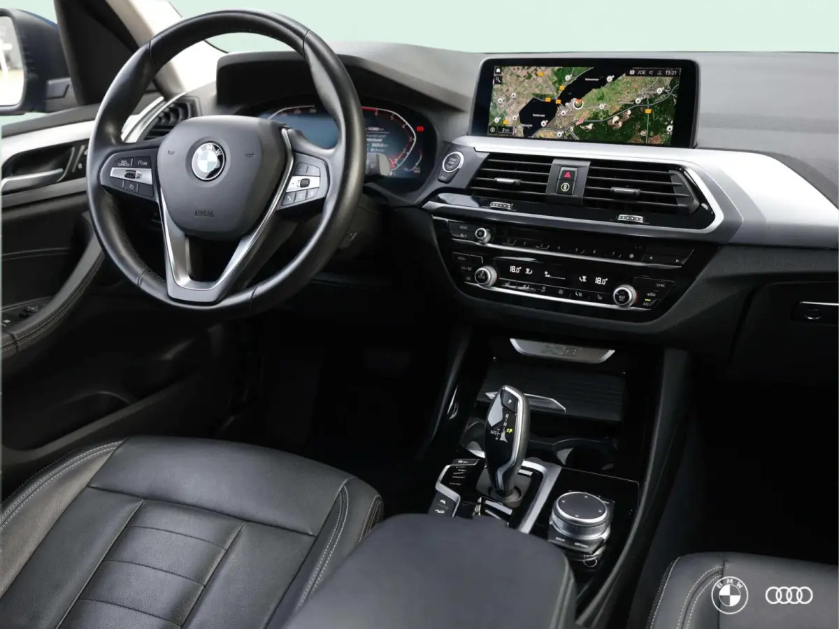 xDrive20i HIGH EXECUTIVE / DEALER ONDH. / LEDER / TREKHAAK / 18"