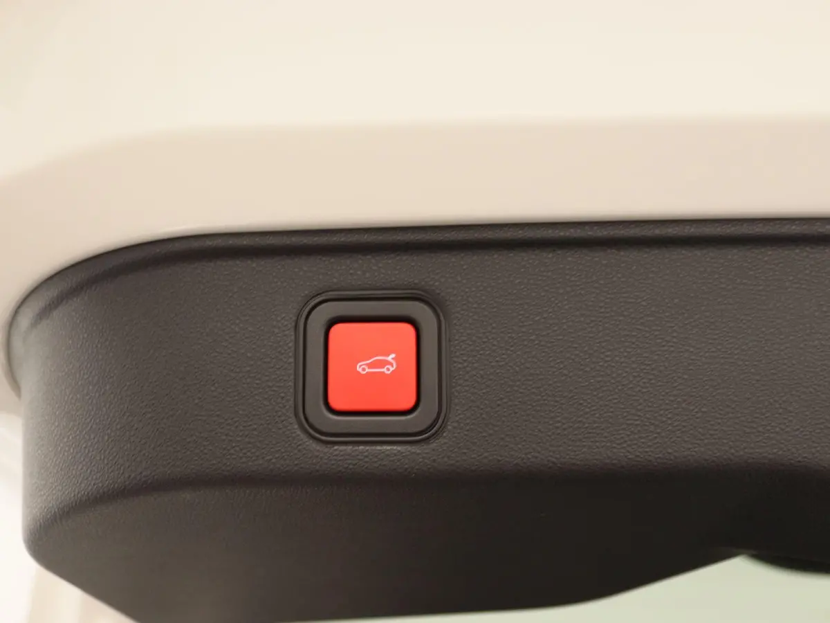 1.2 Turbo Hybrid Ibrida Sport Speciale | Alcantara | Panoramadak | Technopack