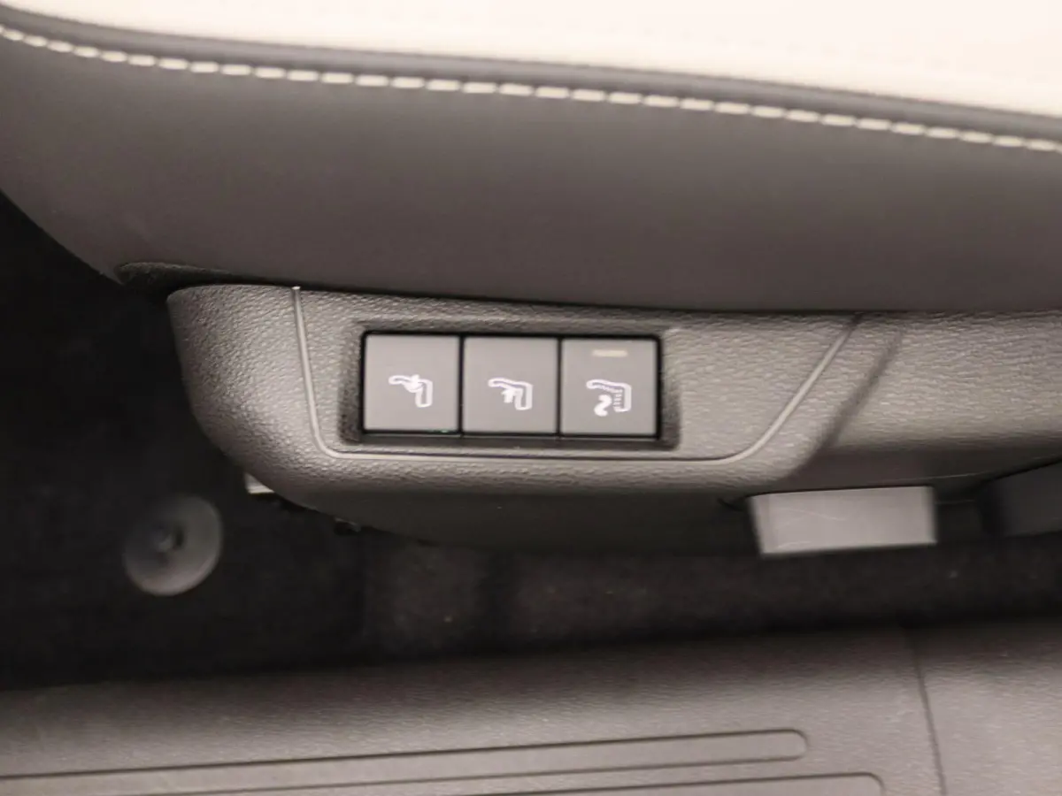1.2 Turbo Hybrid Ibrida Sport Speciale | Alcantara | Panoramadak | Technopack