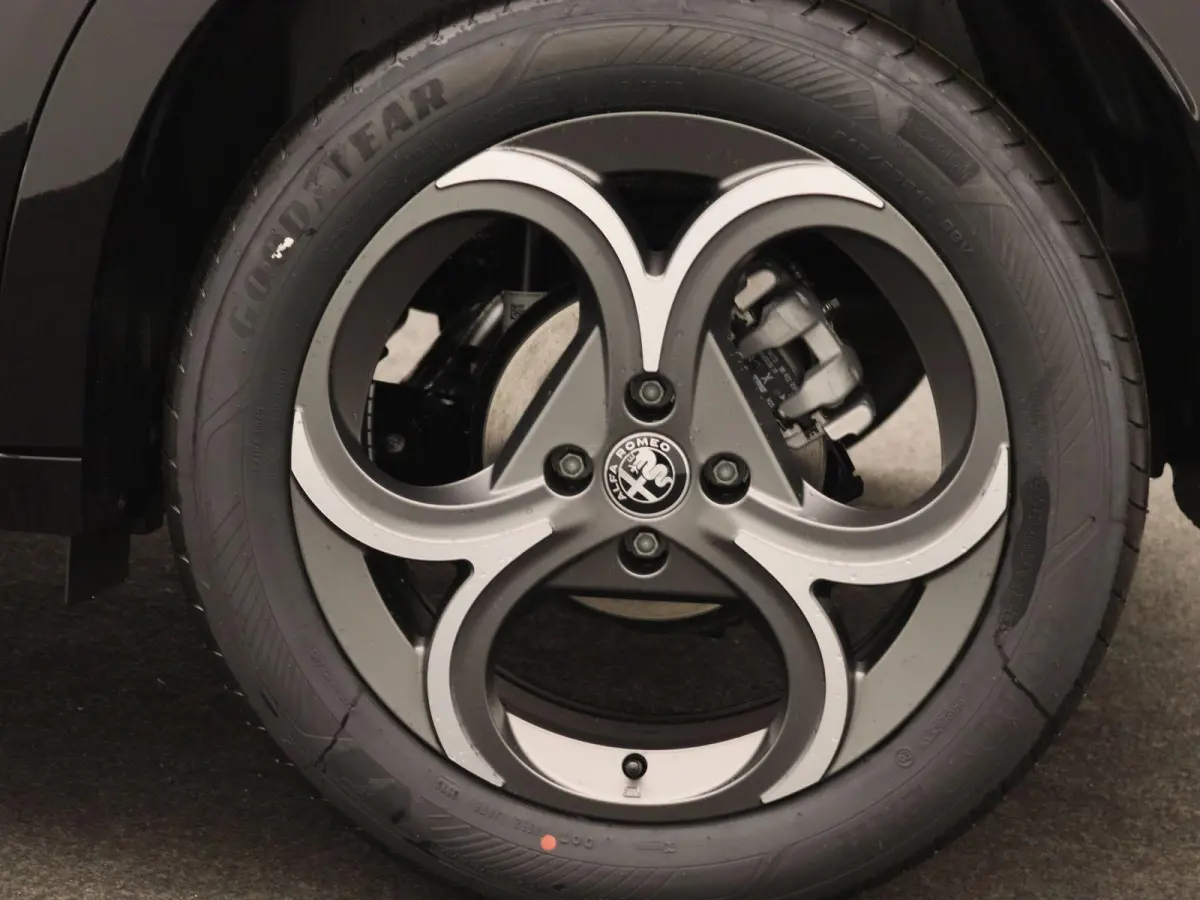 1.2 Turbo Hybrid Ibrida Sport Speciale | Alcantara | Technopack | Direct rijden!