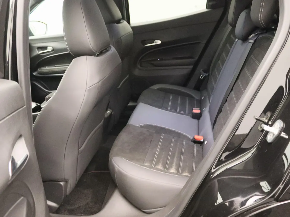 1.2 Turbo Hybrid Ibrida Sport Speciale | Alcantara | Technopack | Direct rijden!