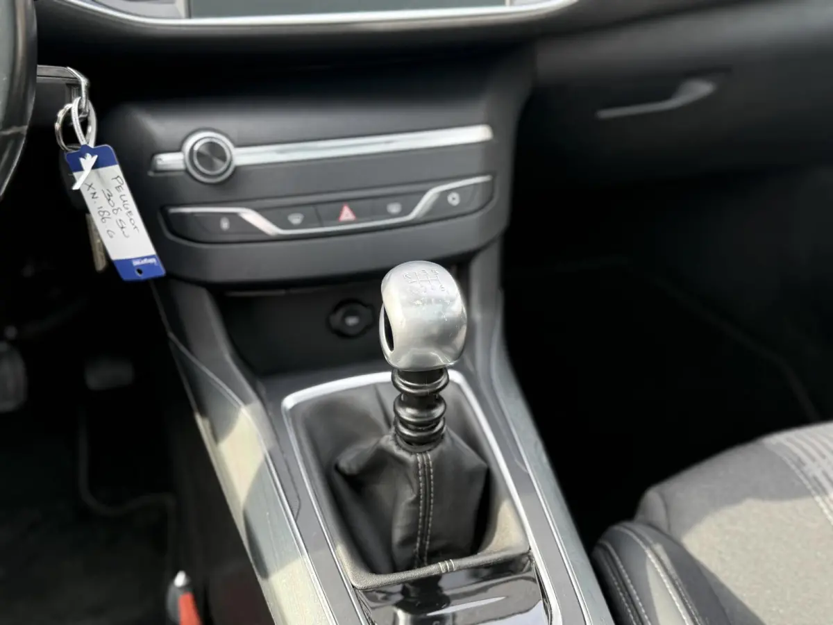 1.2 PureTech Allure 2e Eigenaar|Navi|Clima|Pano|Cruise|Carplay|PDC V+A|D-riem vv in 2024|N.A.P|APK tot 02-2027