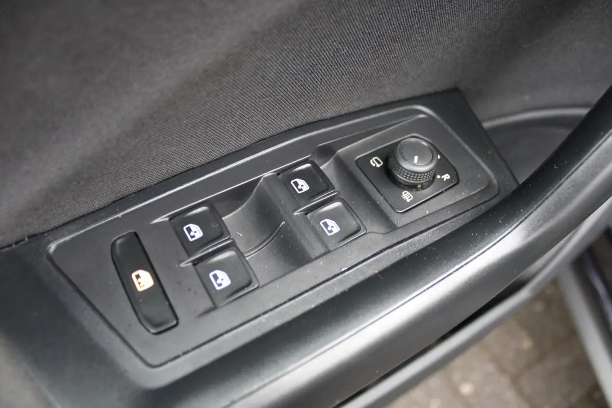 1.5 TSI Life Automaat|Facelift|ACC|Trekhaak|Virtualdisplay|Carplay|Led|