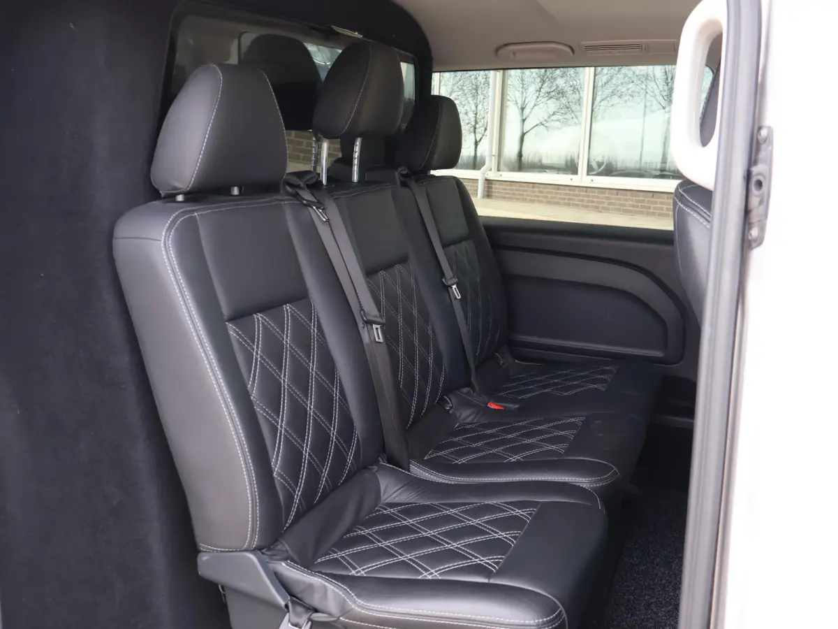 114 CDI 136 PK AUT. LANG DUBBEL CABINE + LEDER | 19 INCH LMV | TREKHAAK | NAVIGATIE