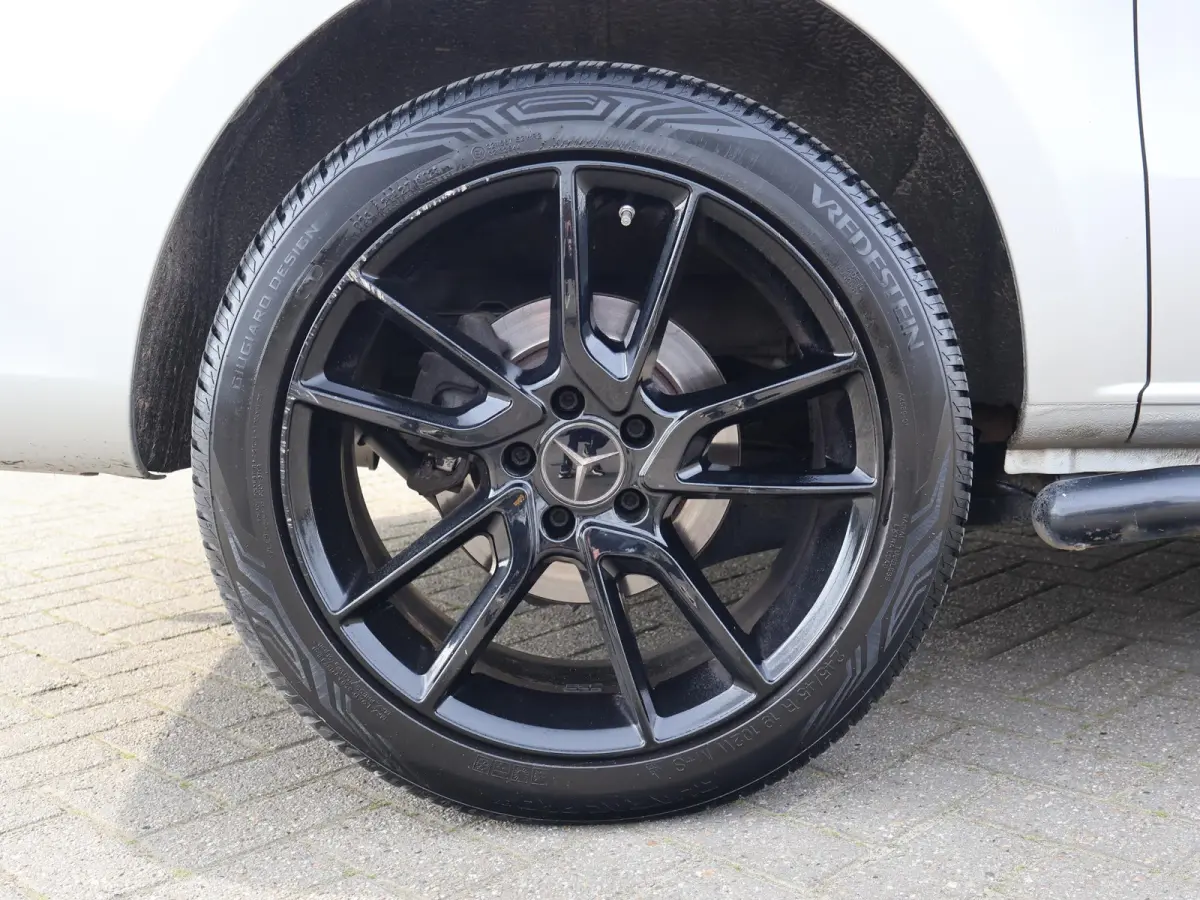114 CDI 136 PK AUT. LANG DUBBEL CABINE + LEDER | 19 INCH LMV | TREKHAAK | NAVIGATIE