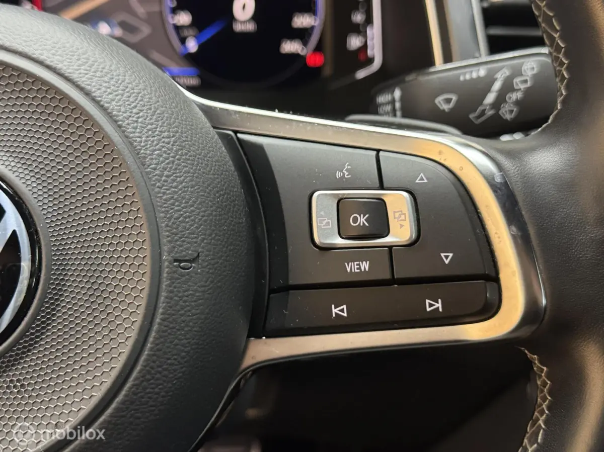 1.5 TSI R-line |Pano|Led|Cam|Beats|Acc|Side